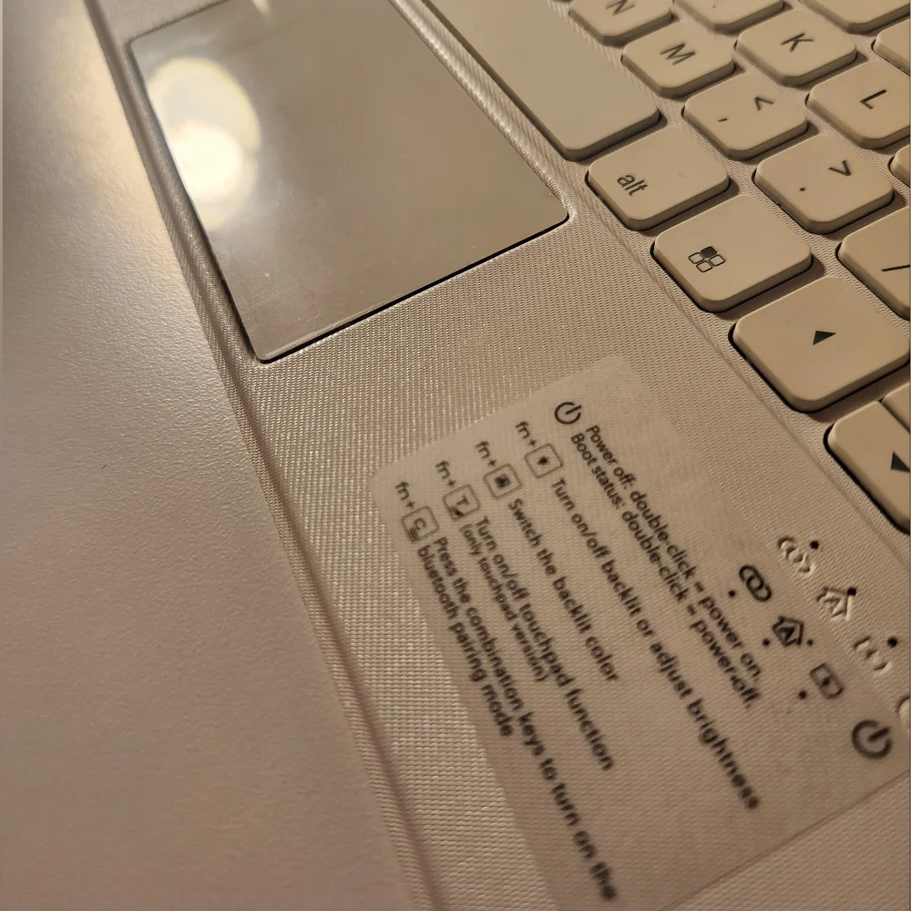 Samsung White Keyboard Case